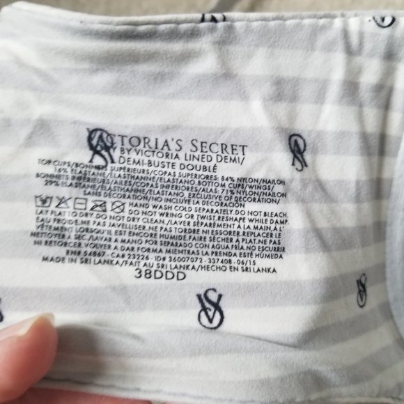 Body by Victoria's Secret - Picture 3 of 3